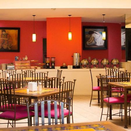 Hotel Real Azteca Boulevard León Eksteriør billede